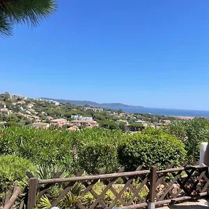 Hébergement de vacances Mazet Avec Vue Mer, Cavalaire-sur-Mer