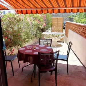 Appartement Fonctionnel Avenue Des Allies, Cavalaire-sur-Mer