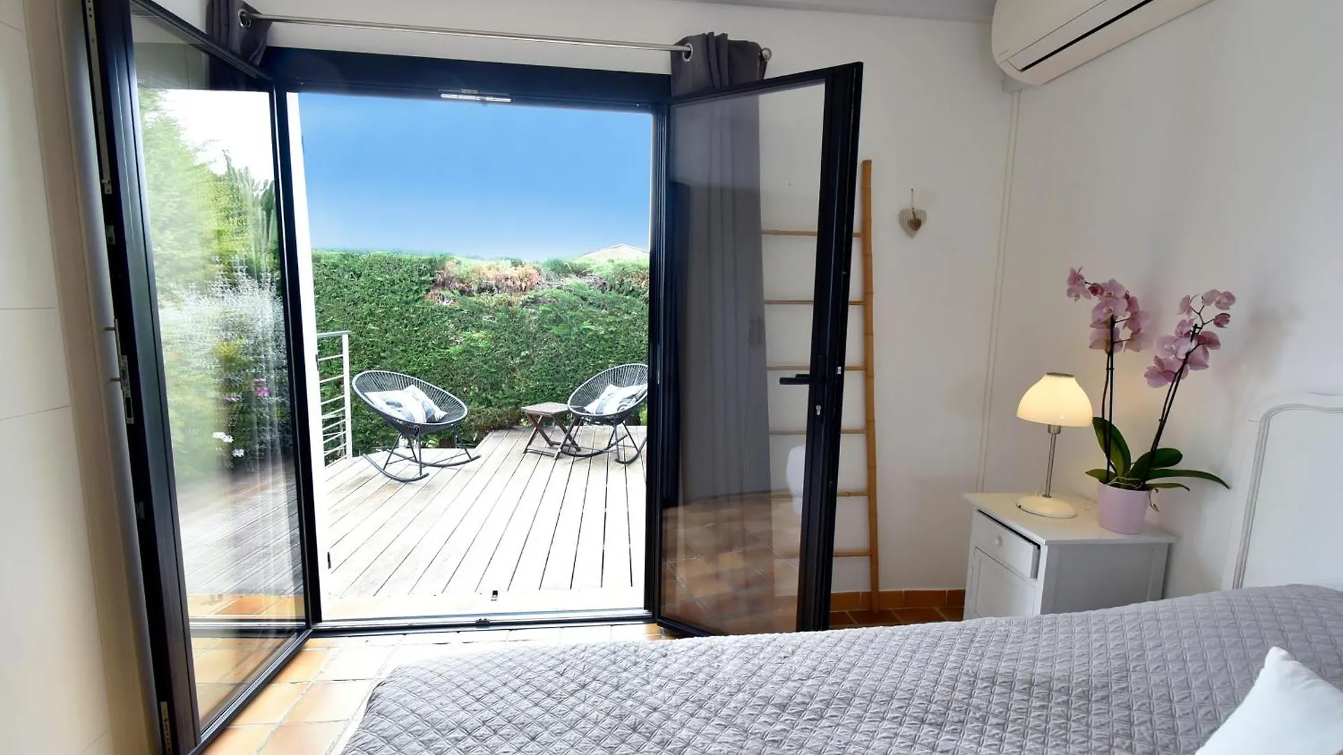 Villa Luxueuse Moderne Avec Piscine & Recemment Renovee, Vue Mer Exceptionnelle! Cavalaire-sur-Mer