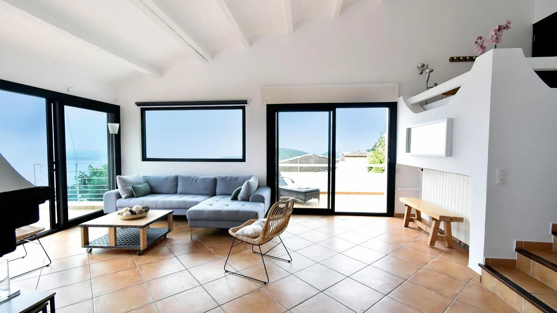 Villa Luxueuse Moderne Avec Piscine & Recemment Renovee, Vue Mer Exceptionnelle! Cavalaire-sur-Mer France
