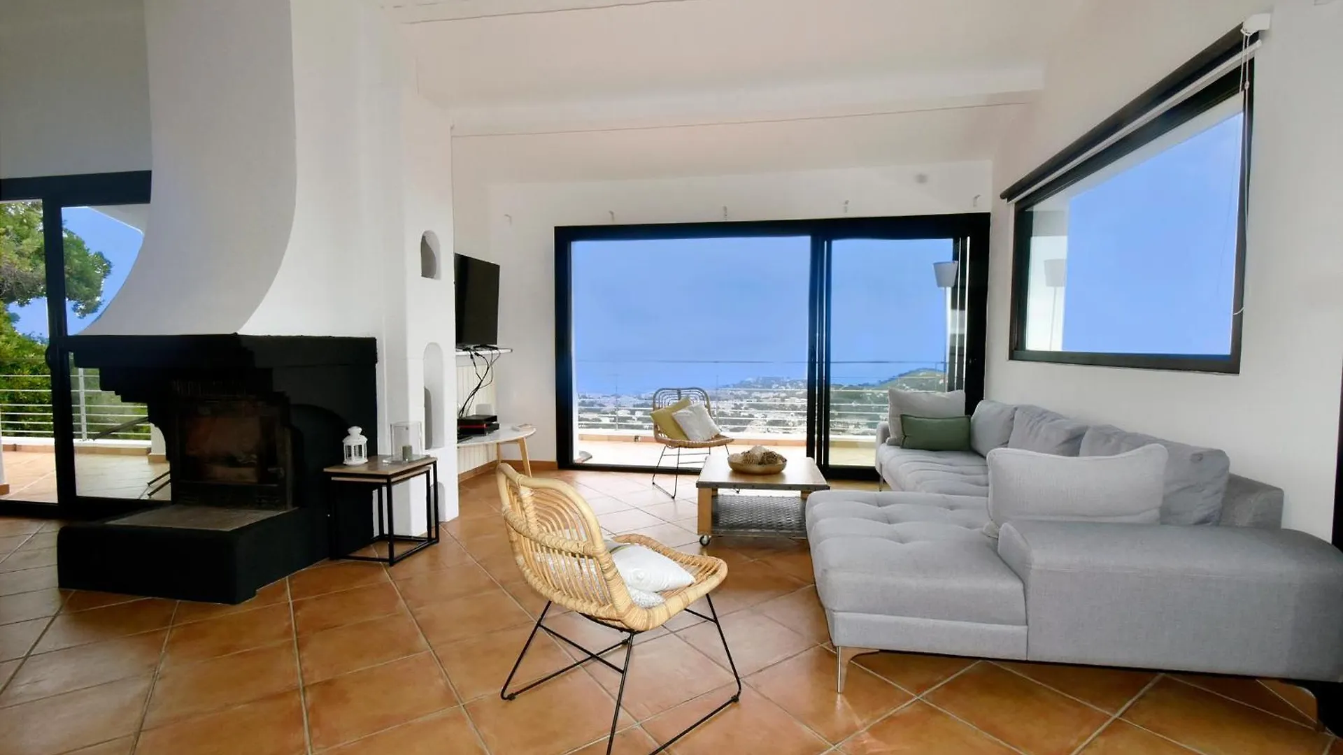 Holiday home Villa Luxueuse Moderne Avec Piscine & Recemment Renovee, Vue Mer Exceptionnelle! Cavalaire-sur-Mer France