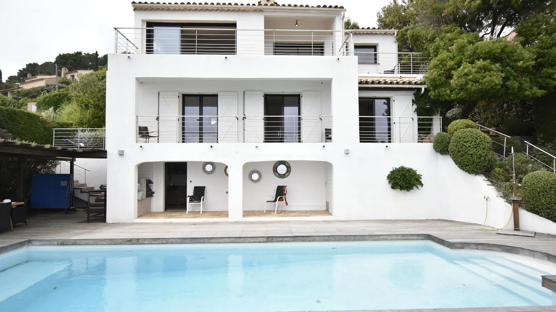 Villa Luxueuse Moderne Avec Piscine & Recemment Renovee, Vue Mer Exceptionnelle! Cavalaire-sur-Mer 0*,